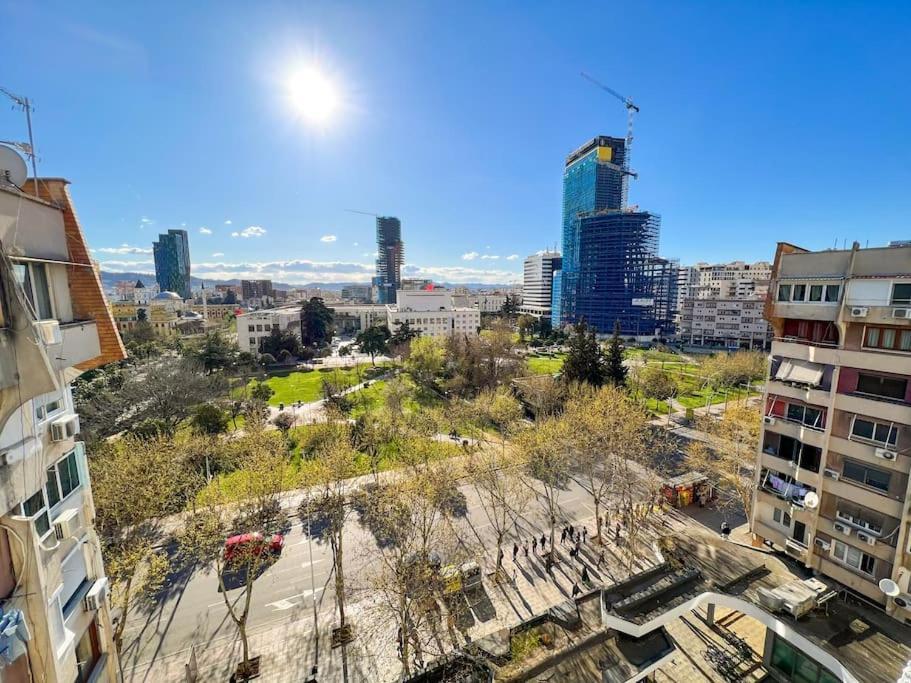 Scanderbeg Square 2Br Apt Tirana Exterior foto