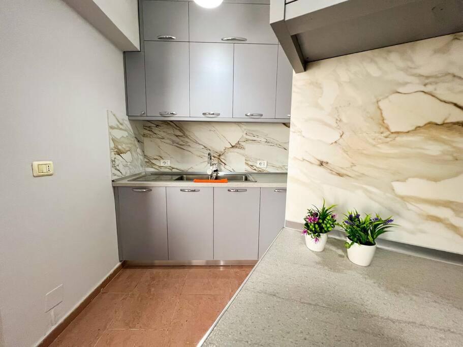 Scanderbeg Square 2Br Apt Tirana Exterior foto